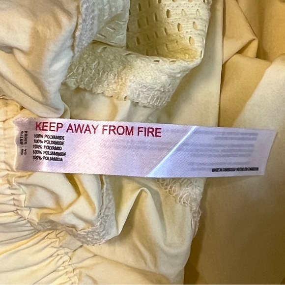 Free People Women’s Sz S NWT Yellow Shorts In The Wild Lightweight Pull On - Picture 11 of 11